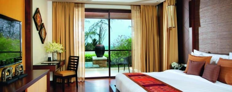 منتجع موڤنبيك شاطئ بانغ تاو